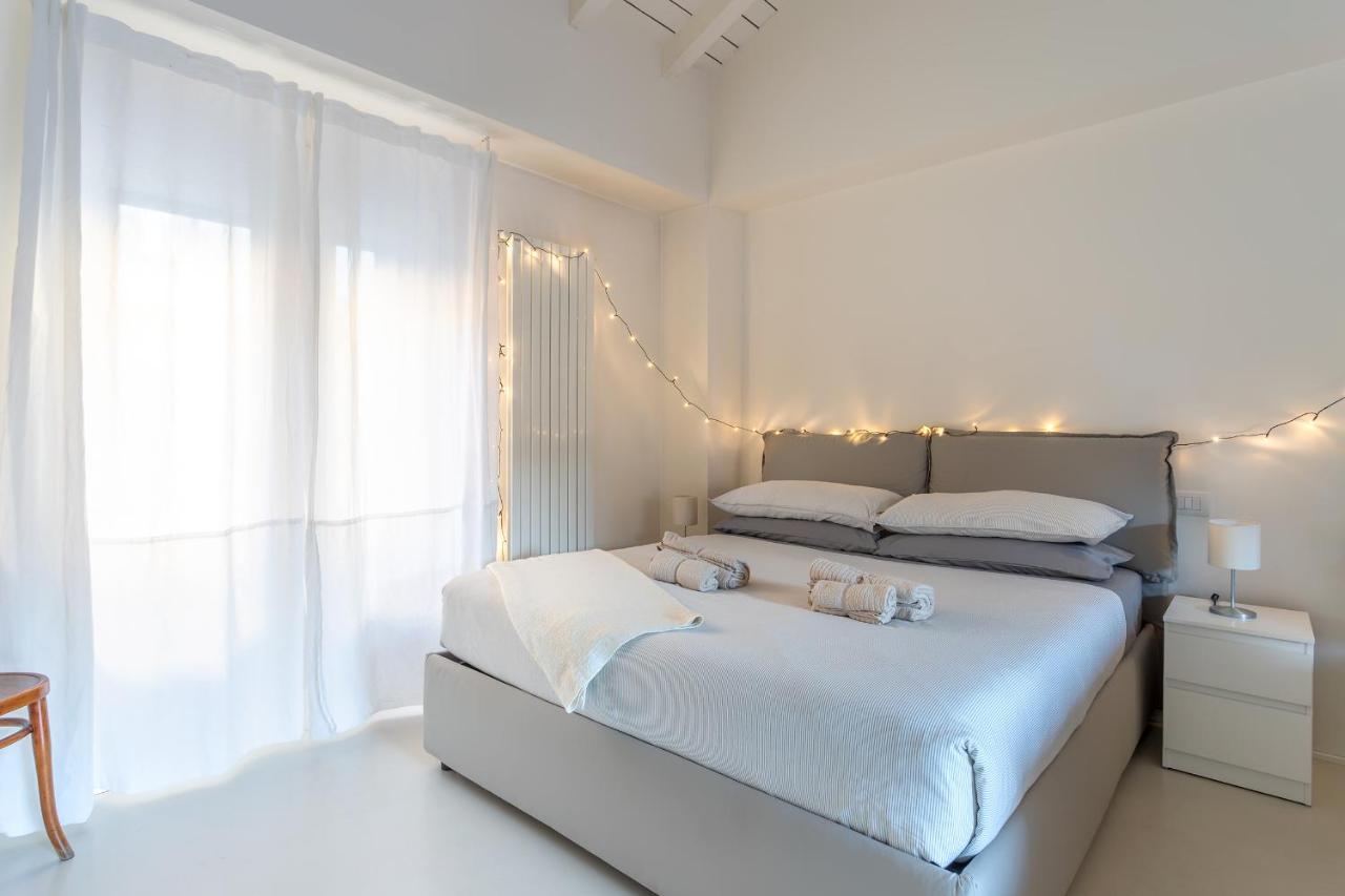 Design Loft Walking Distance Brera-Duomo With Wifi+Netflix Apartman Milánó Kültér fotó